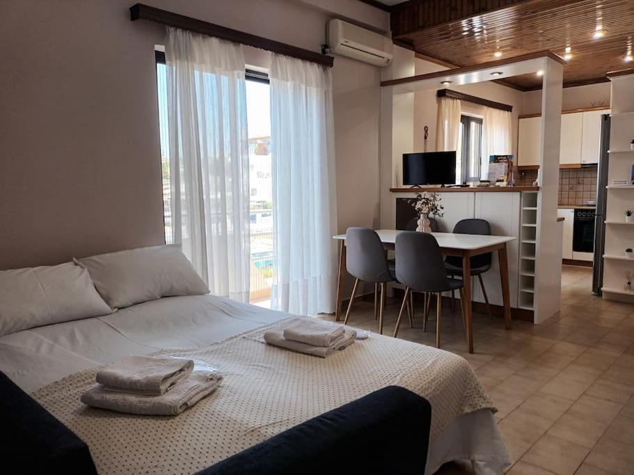 Appartement Ippokampos Seaside Artemida Extérieur photo