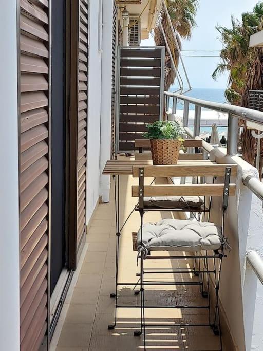 Appartement Ippokampos Seaside Artemida Extérieur photo